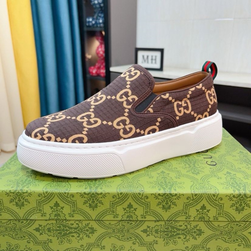 G*u*i casual shoes
